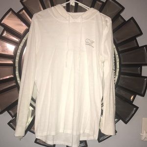 NWOT Vineyard vines sweater